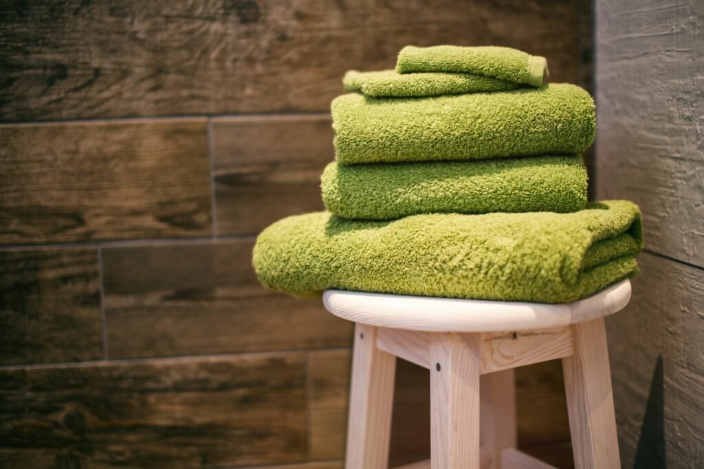 What Are The Best Materials For Bath Towels?